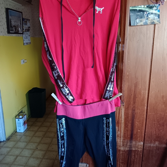 PINK Victoria's Secret Other - VS Pink set ❣️bling ✨️ half zip hoodie with matching bling ✨️ leggings. M